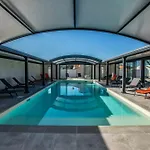 Le Commodore Maison Avec Piscine/parking/wifi/plages 5kms レ・マトゥ