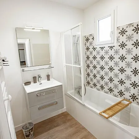 別荘 Le Commodore Maison Avec Piscine/parking/wifi/plages 5kms *