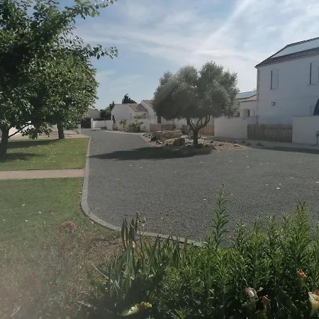 Le Commodore Maison Avec Piscine/parking/wifi/plages 5kms Les Mathes