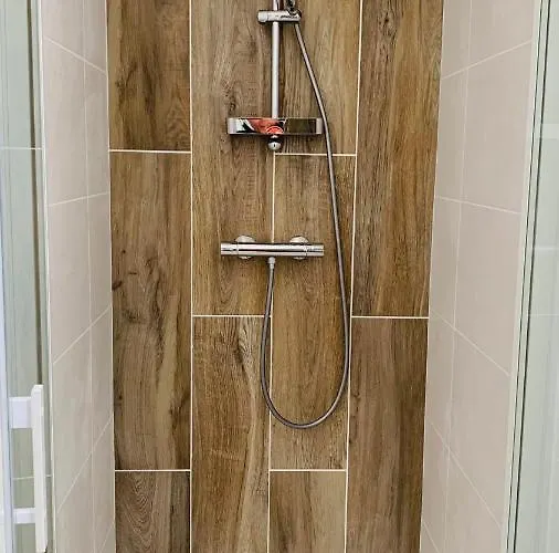 Semesterbostad Le Commodore Maison Avec Piscine/parking/wifi/plages 5kms