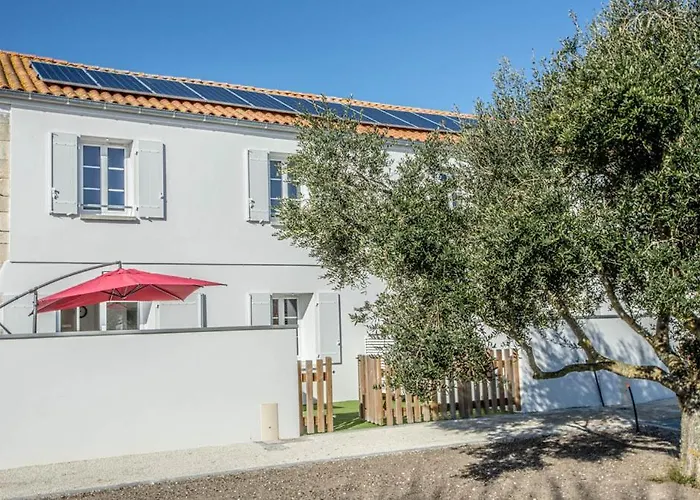 Le Commodore Maison Avec Piscine/parking/wifi/plages 5kms Semesterbostad Les Mathes