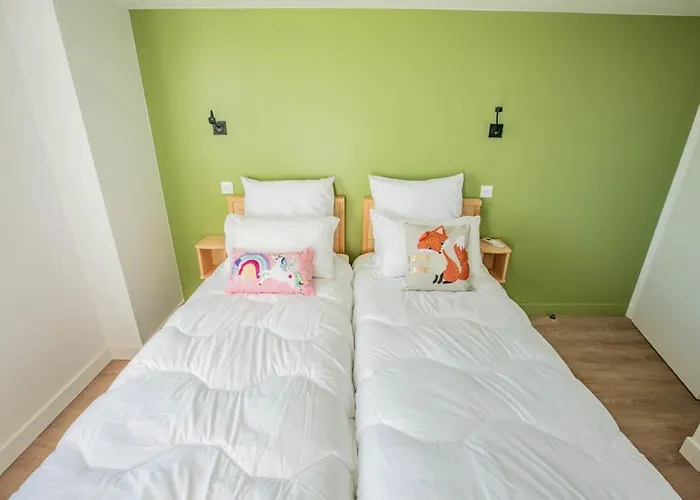 Le Commodore Maison Avec Piscine/parking/wifi/plages 5kms Semesterbostad