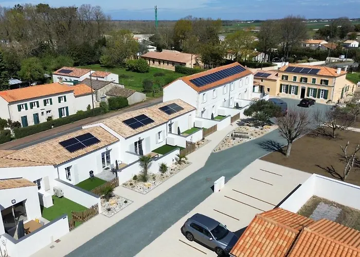Le Commodore Maison Avec Piscine/parking/wifi/plages 5kms Les Mathes
